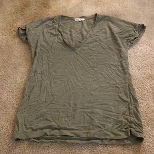 Alex Mill V neck size small